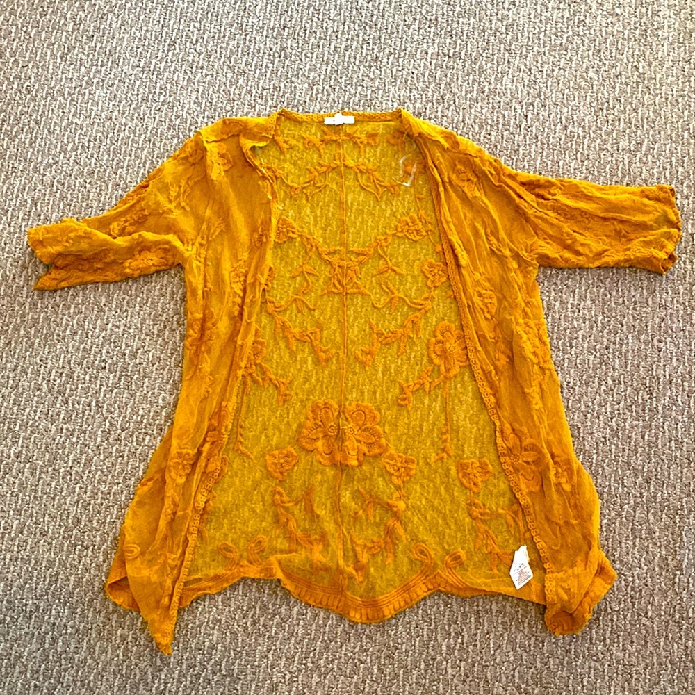 Lace kimono